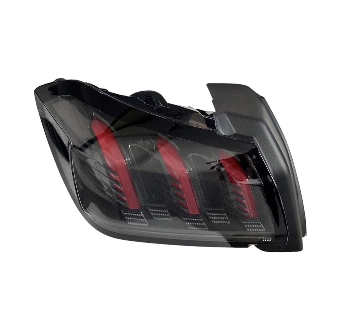 Peugoet 208 Sol Stop Lambası 2019 / 2022 Model İthal Ürün 9823216580