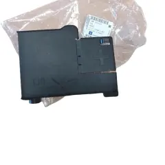 Opel Astra J Üst Sigorta Kapağı Gm Orjinal 13315315