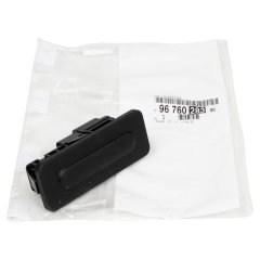 Peugeot 2008 Bagaj Açma Düğmesi Orjinal Psa 9676028380