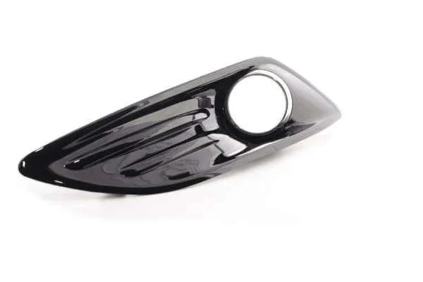 Ford Fiesta 2013-2018 Sis Far Çerçevesi Sağ Piano Black Margo Marka C1BJ15A298CA - 2921033