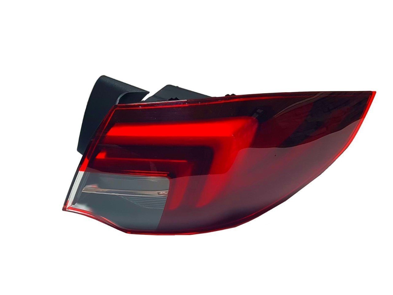 Opel İnsignia B Sağ Stop Lambası Ledli Magnet Marelli Marka 714020650806 - 39125836