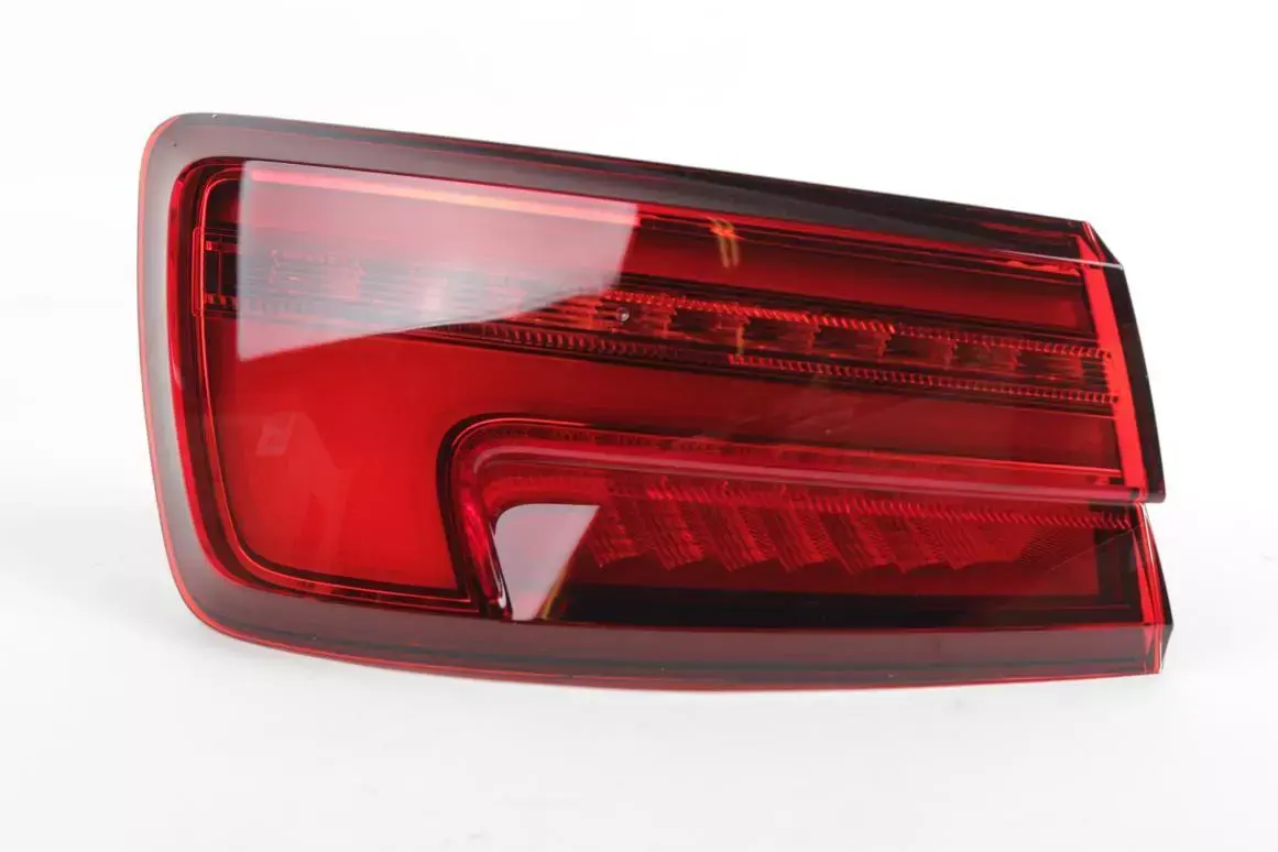 Audi A3 Sedan Sol Dış Stop Lambası Ledli Wisco Marka İtaqi Marka 8V5945091D