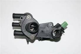 Volkswagen Bora 1.6 16V BCB Termostat Gövdesi Komple İthal Marka 32121111BA