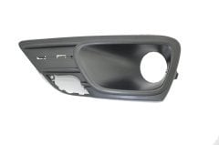 Fiat Linea 2012 Sonrası Tampon Ön Sis Çerçeve Sağ ( Sisli Tip ) Orjinal Opar 735547962