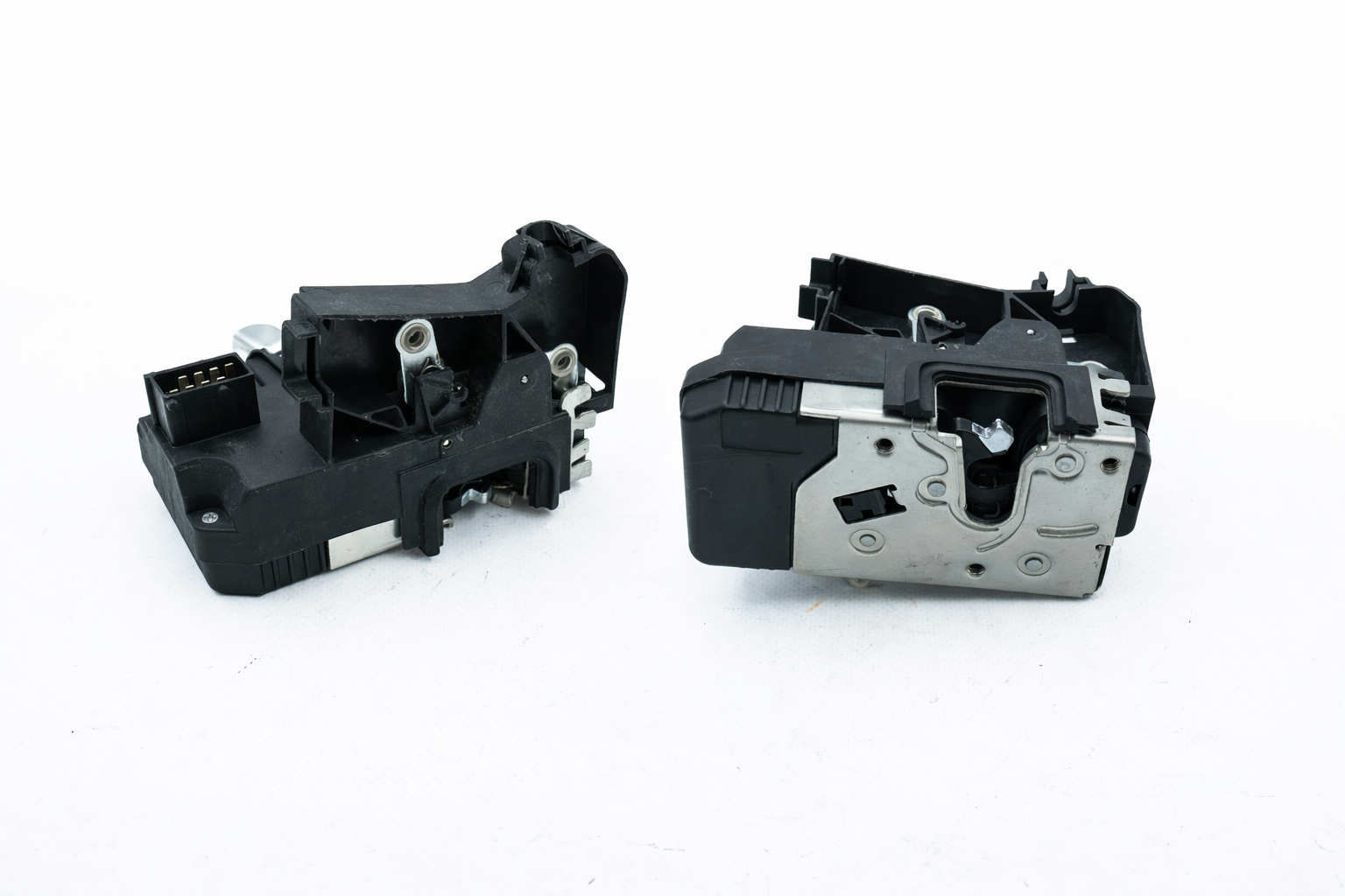 Opel Combo C Ön Sol Kapı Kilit Motoru Export Marka 13203899