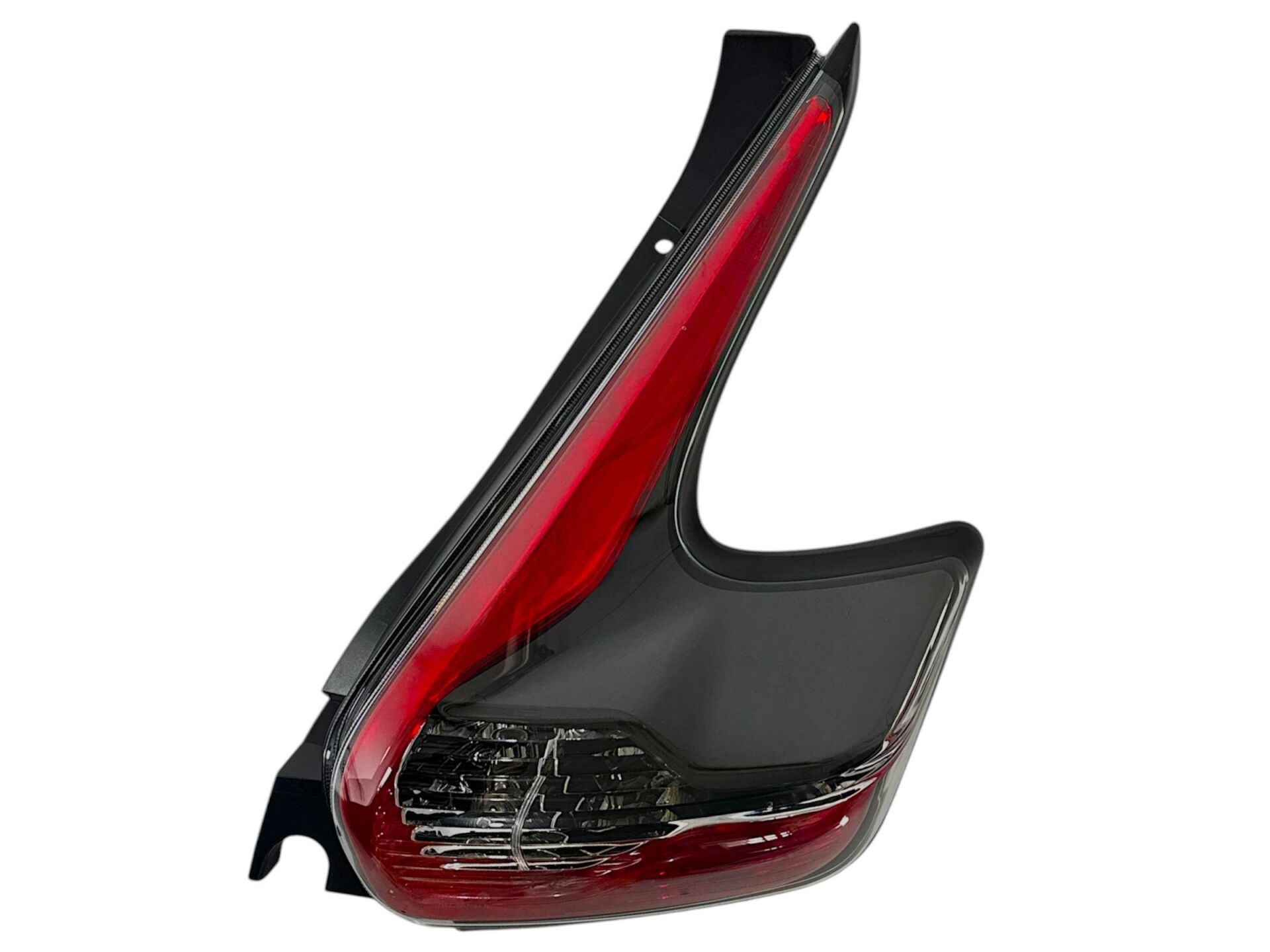 Nissan Juke Sağ Stop Lambası 2014 - 2019 Model Matsuba Marka 26550-BV80A