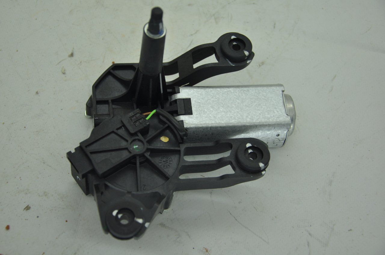 Fiat Fiorino Arka Silecek Motoru ( Tek Kapı ) Orijinal Opar 1356022080