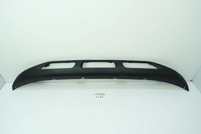 Peugeot 3008 Ön Tampon Alt Izgarası İthal Ürün 9810868877