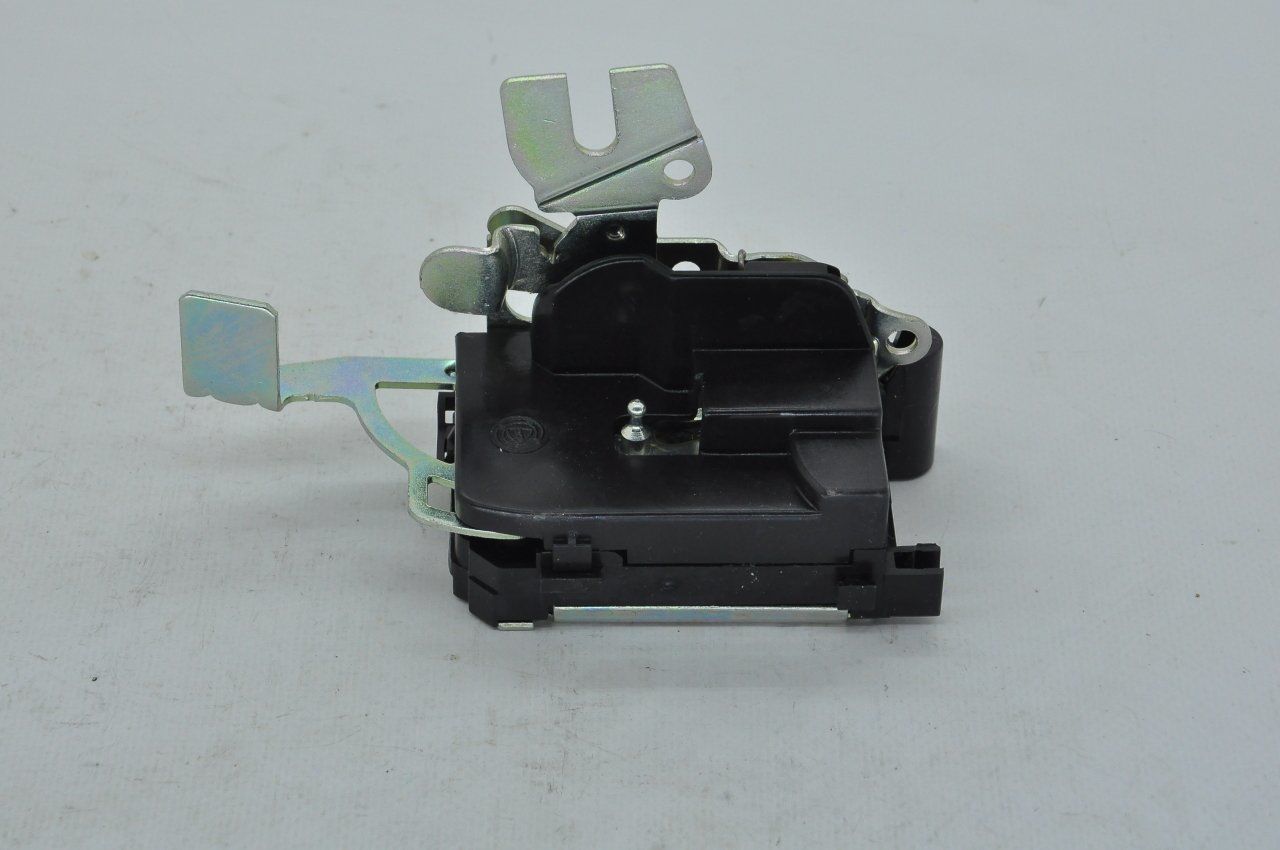 Fiat Ducato 1998-2006 Arası Sağ Kapak İç Orta Bagaj Kilidi ( Manuel ) Orijinal Opar 1339728080