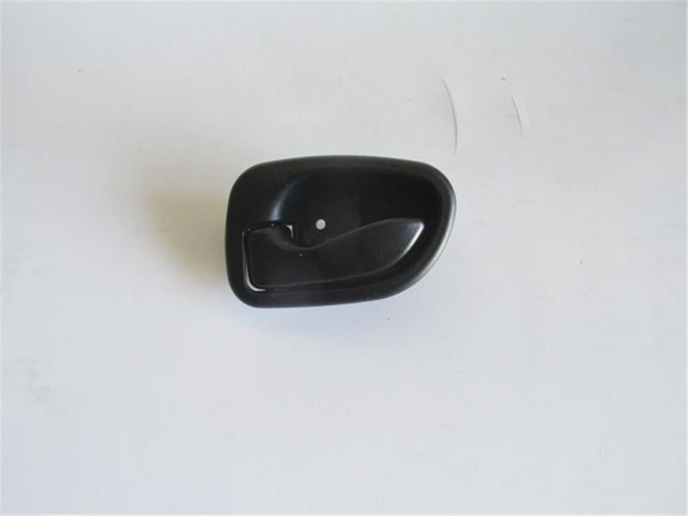 Hyundai Accent Arka Kapı İç Açma Kolu Sol Taraf Siyah 1998-2000  Üretici İthal Marka 82610-22000