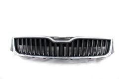 Skoda Rapid Panjur Siyah Renk ( Nikelajlı Izgara ve Nikelajlı Çerçeve ) İthal Marka 2013 Model Sonrası 5JA8536689B9