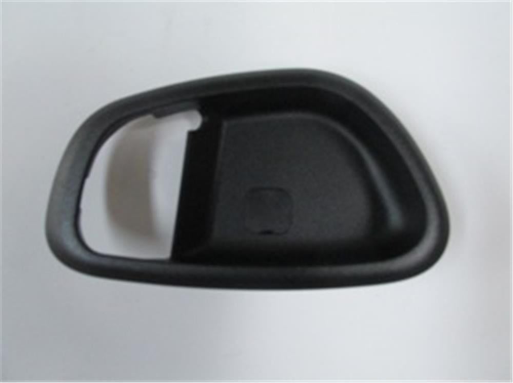 Hyundai İ10 Ön Kapı İç Açma Kolu Çerçevesi Sağ Taraf Siyah 2008-2011 İthal Marka 82621-0X0004X