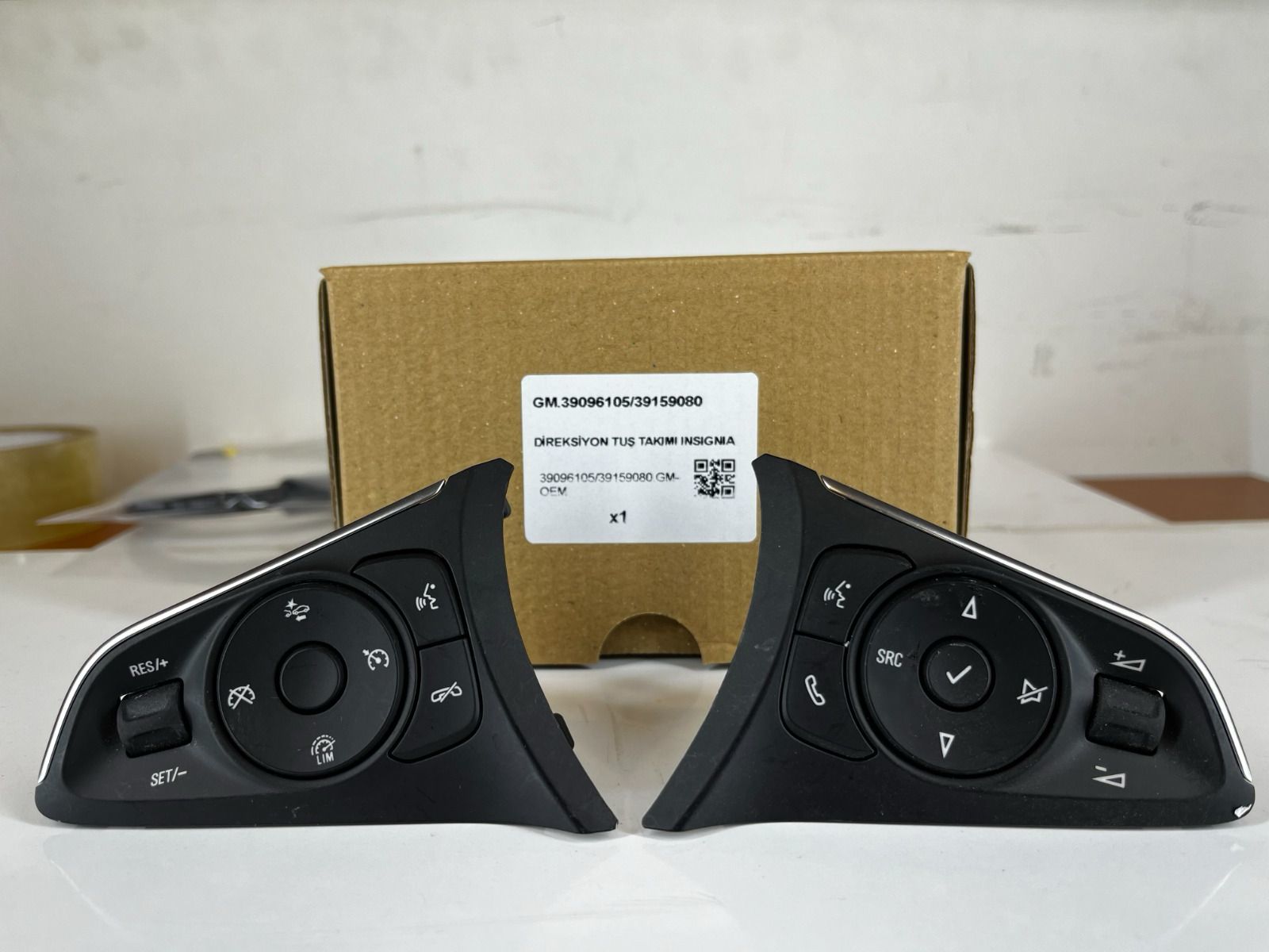 Opel İnsignia Direksiyon Tuş Takımı Gm Orjinal 39096105 - 39159080