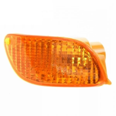 Ford Focus 1998-2002 Ön Tampon Sinyali Sağ Depo Marka 431-1605R-UE - XS4X13K384AG