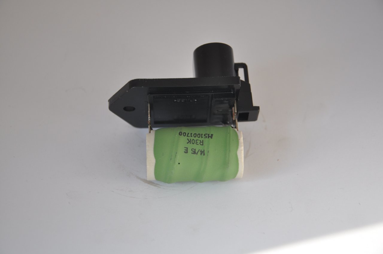 Fiat Grande Punto  2012 Sonrası Fan Rezistansı Orijinal Opar 51890981