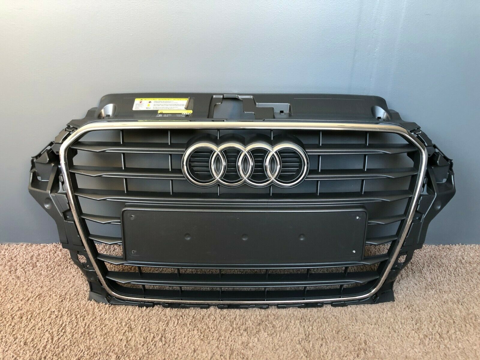 Audi A3 Sedan Ön Panjur Kromlu 2013-2016 GKL Marka 8V5853651