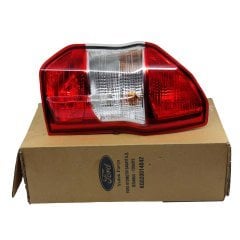 Ford Courier Sağ Arka Stop Lambası Orijinal Otosan 	ET76 13404