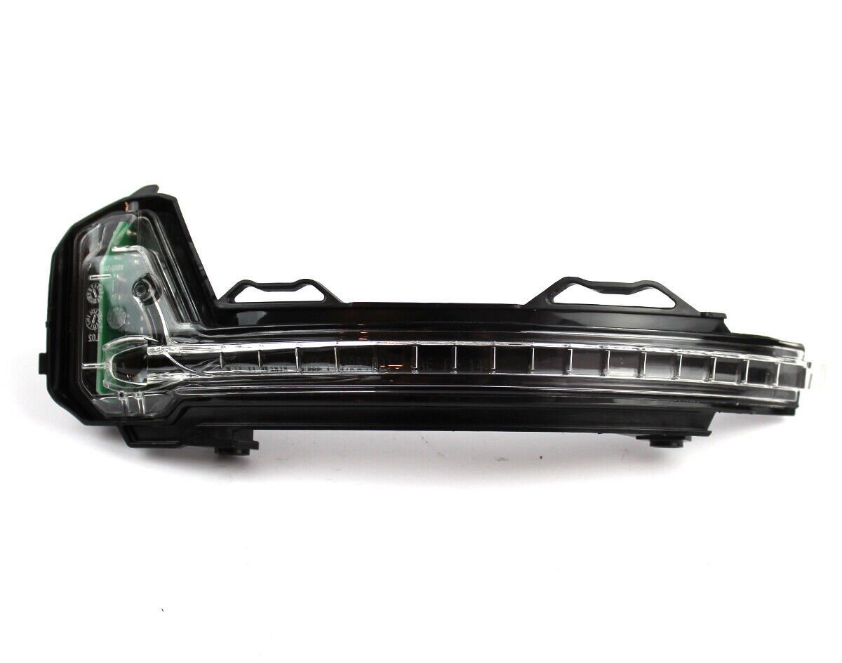 Volkswagen Tiguan Sol Ayna Sinyali İthal 2016 / 2020 5NA949101