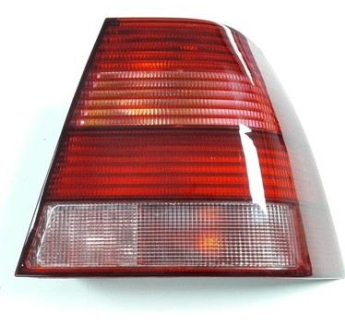 Volkswagen Bora Sedan Kasa Sağ Stop Lambası 1998 / 2005 İthal 1J5945096AB