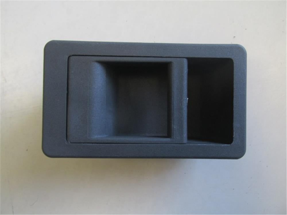 Renault R9 Broadway Arka Kapı İç Açma Kolu Sol Taraf 1983-1996 İthal Marka 7704001963