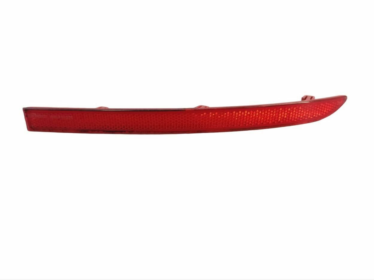 Volkswagen Tiguan Arka Tampon Sağ Reflektörü İthal 2007 > Sonrası 5N0945106