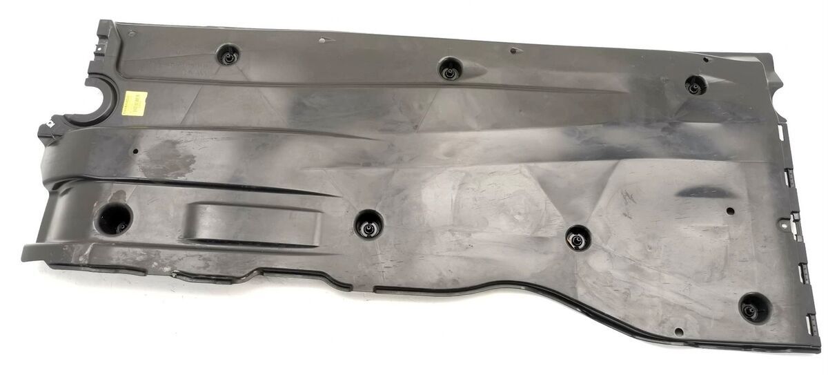 Volkswagen Golf 8  AltTaban Muhafaza Sol 2020 Sonrası Oem Marka 5WA825201D
