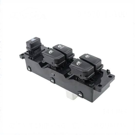 Hyundai İ 20 Sol Cam Açma Düğmesi ( Dörtlü - Şoför Tarafı ) İtaqi Marka 2008 / 2013 Model Arası 93570-1J100