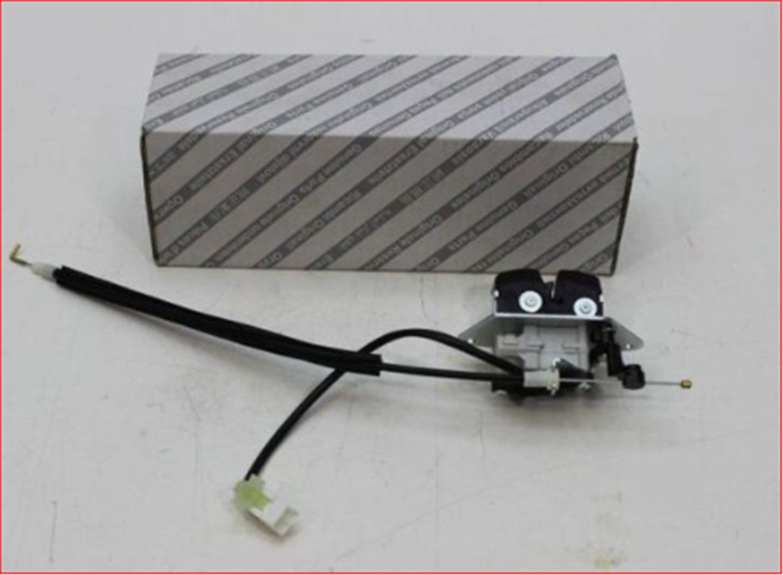 Fiat Linea Bagaj Kilidi Opar Marka Orjinal 51855352