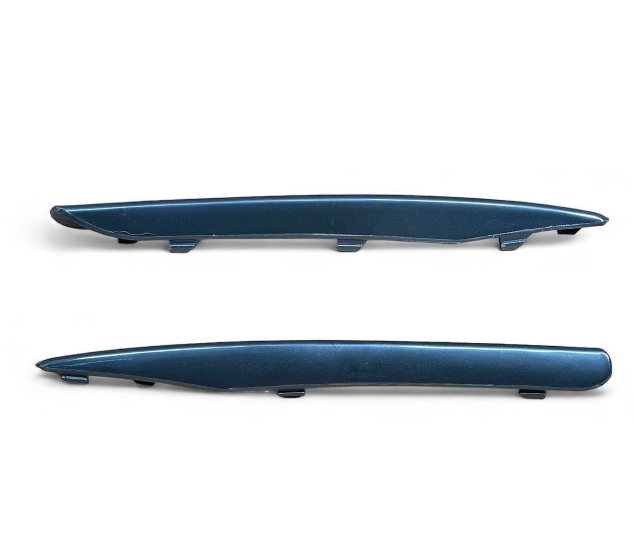 Porsche Panamera Ön Tampon Süs  Çıtası Üst Sağ 2010-2013 GKL Marka 7050557400