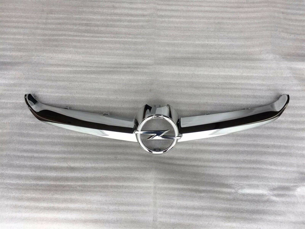 Opel Astra J Ön Panjur Nikelajı 2012 Model Sonrası Makyajlı Kasa 1322023