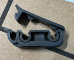 Fiat Egea Bagaj İçin Demir Tutucu Plastiği Opar Orjinal 52102362