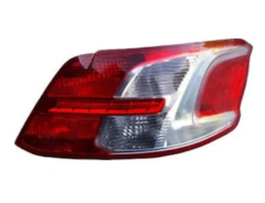 Peugeot 301 Arka Sağ Stop Lambası PSA Orjinal 9674807880