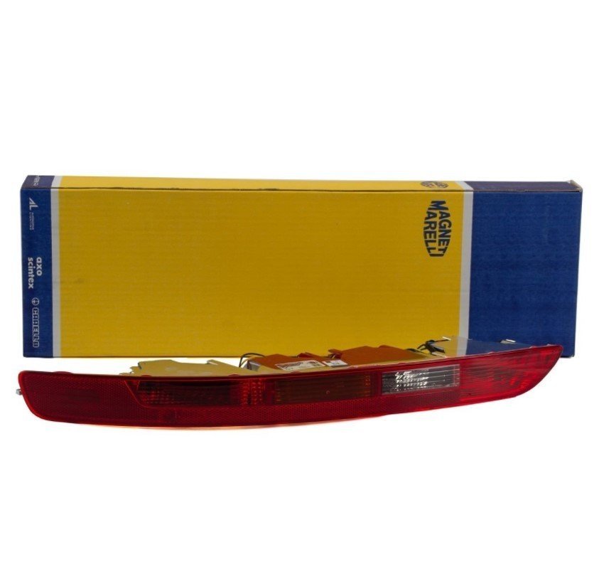 Audi Q5 Sol Arka Tampon Reflektörü Magneti Marelli Marka 8R0945095